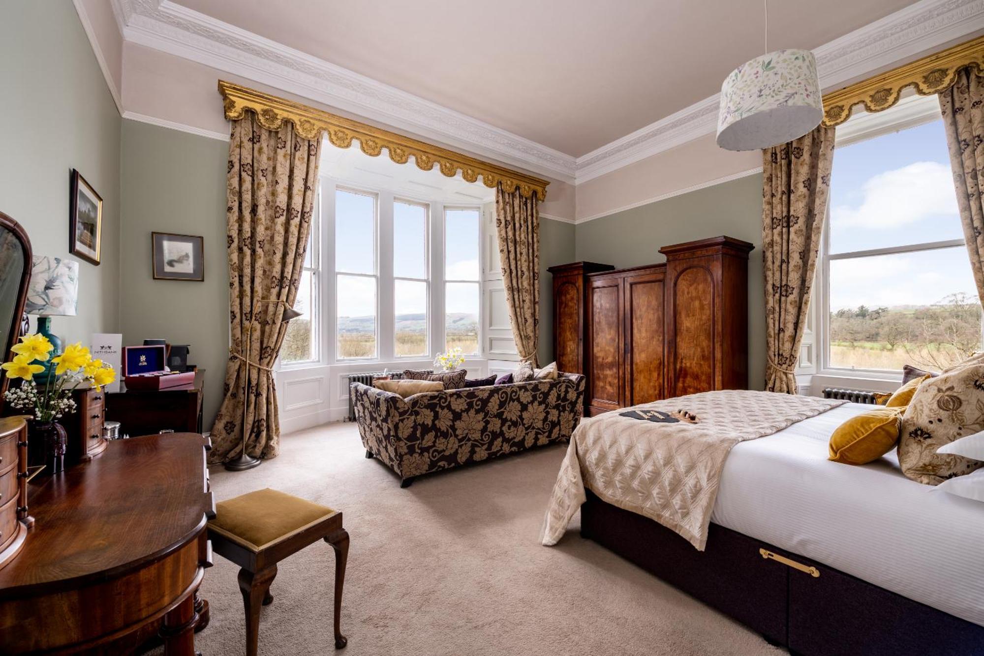 ソーンヒル Nithbank Country Estate 5 Star Gold Bed & Breakfast エクステリア 写真