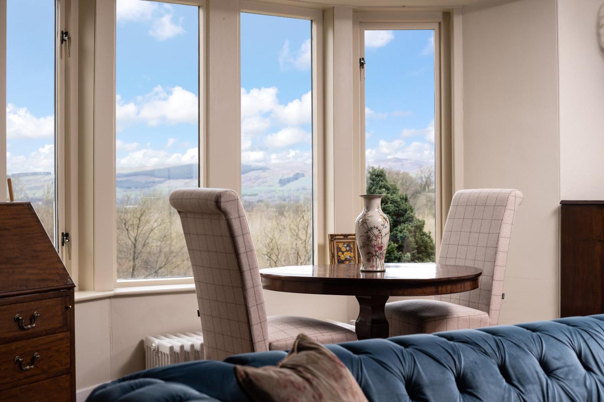 ソーンヒル Nithbank Country Estate 5 Star Gold Bed & Breakfast エクステリア 写真