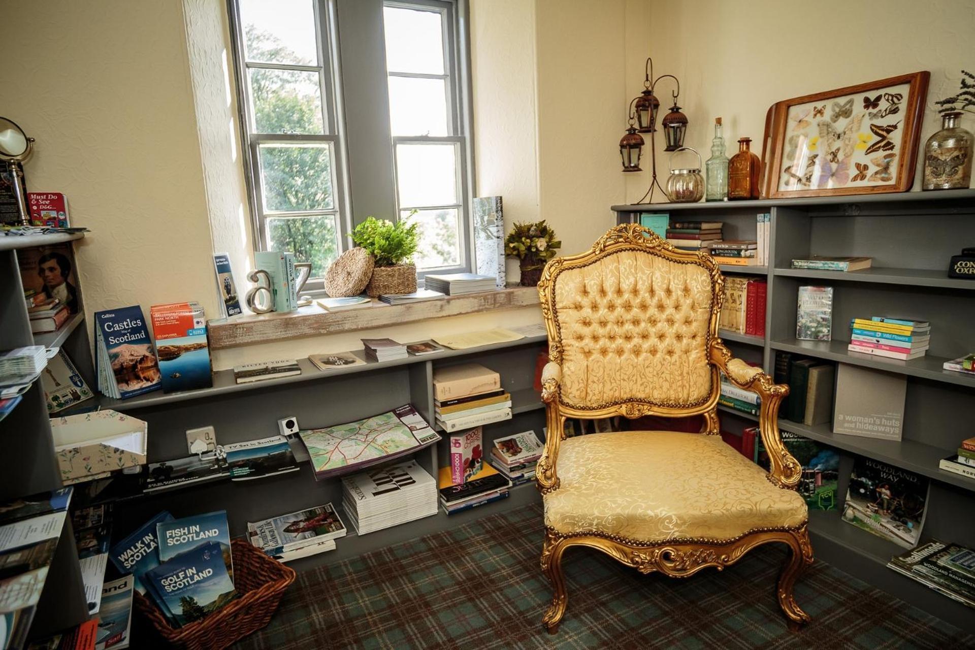 ソーンヒル Nithbank Country Estate 5 Star Gold Bed & Breakfast エクステリア 写真