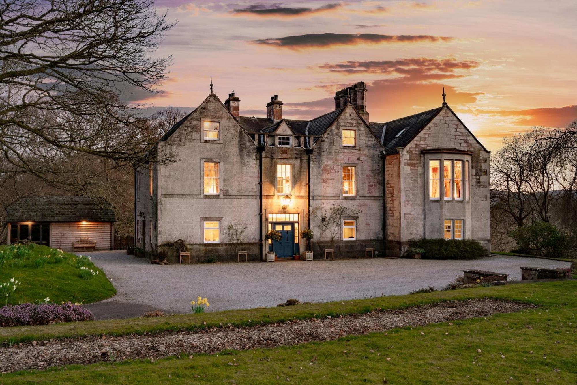 ソーンヒル Nithbank Country Estate 5 Star Gold Bed & Breakfast エクステリア 写真